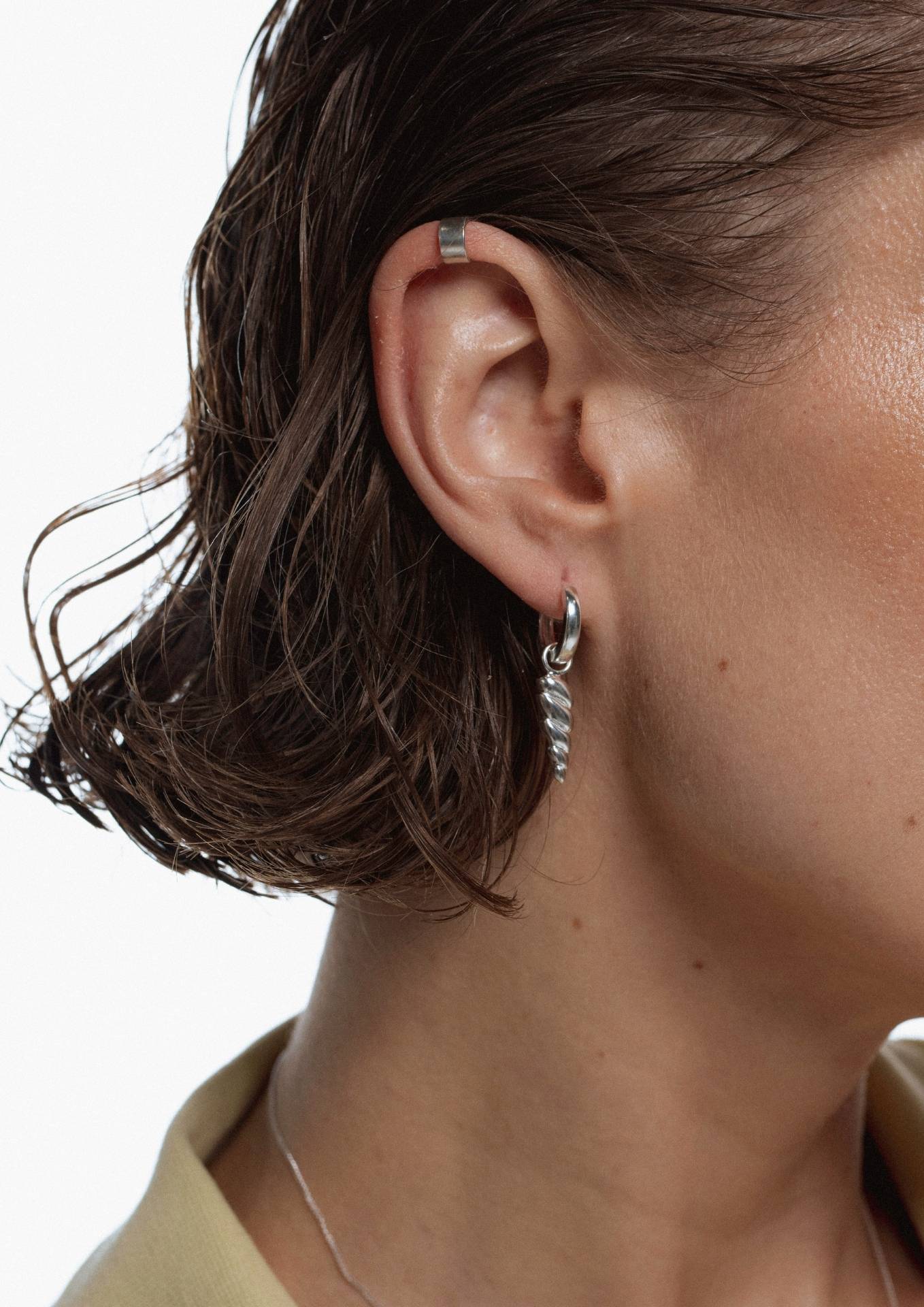 No More accessories Sea Horn Midi Hoops Silver