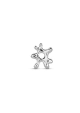 NO MORE accessories Sea Flower Stud earrings in Silver