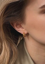 NO MORE accessories Ella Hoops Gold in sterling silver.