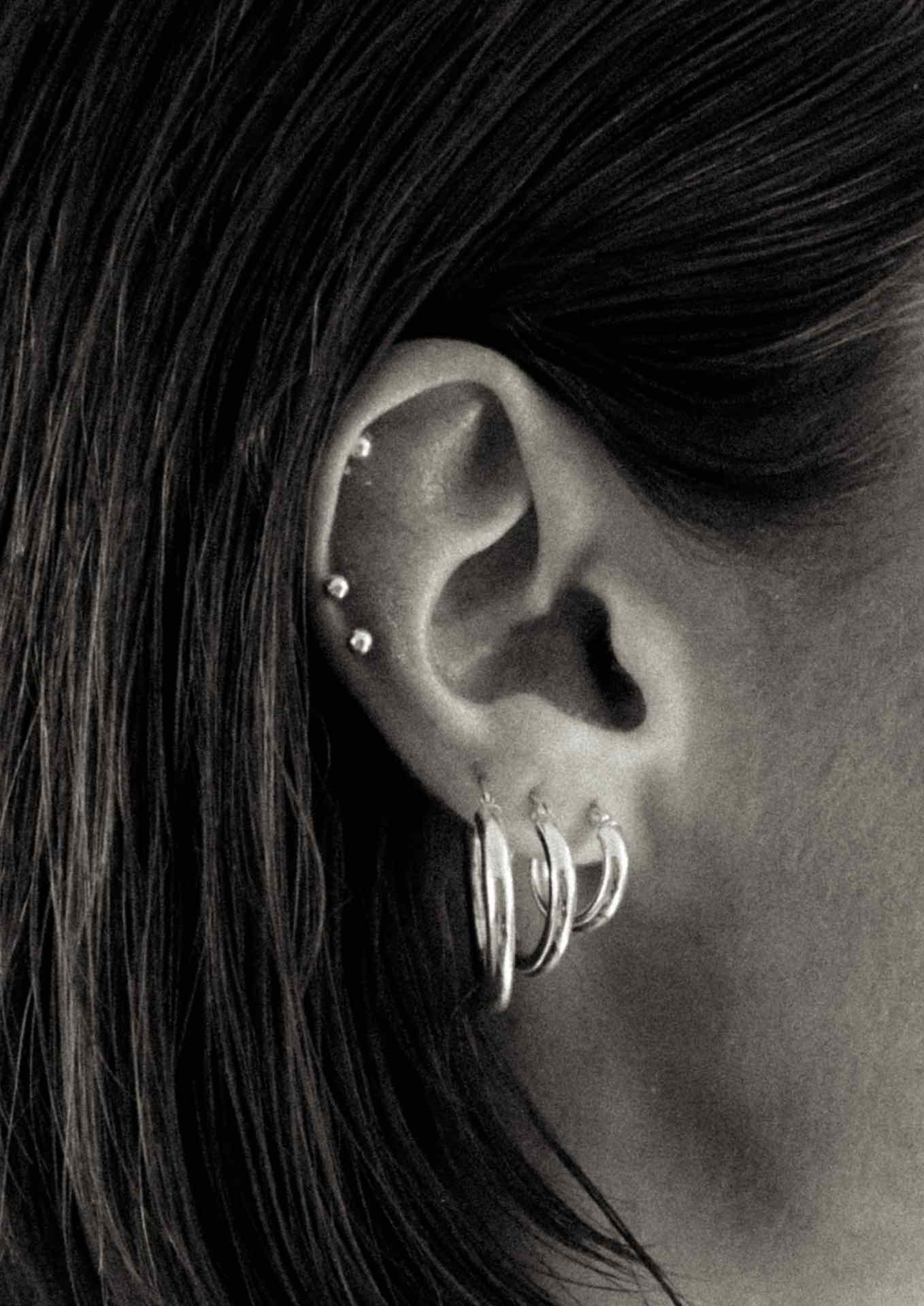 NO MORE accessories Ella Hoops in sterling silver