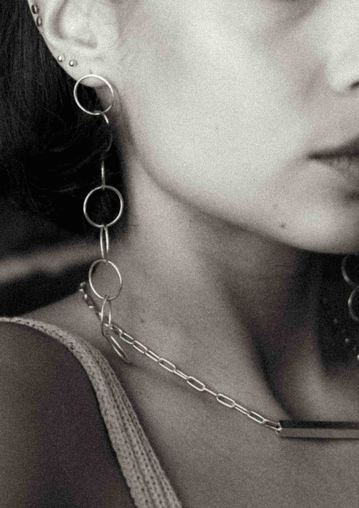 NO MORE accessories Bar Choker in sterling silver