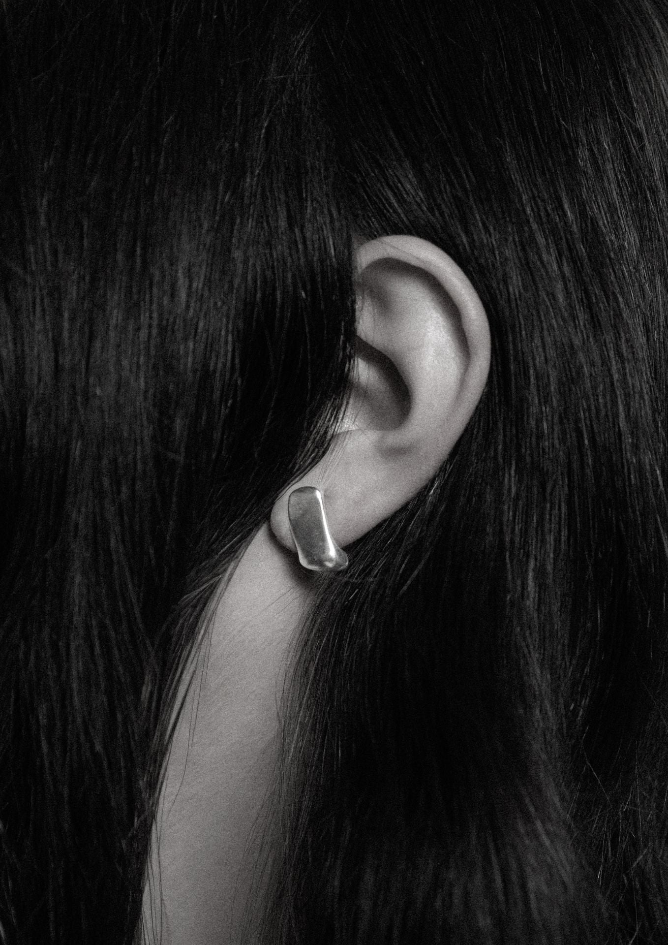 The Edge Earrings Silver no more accessories