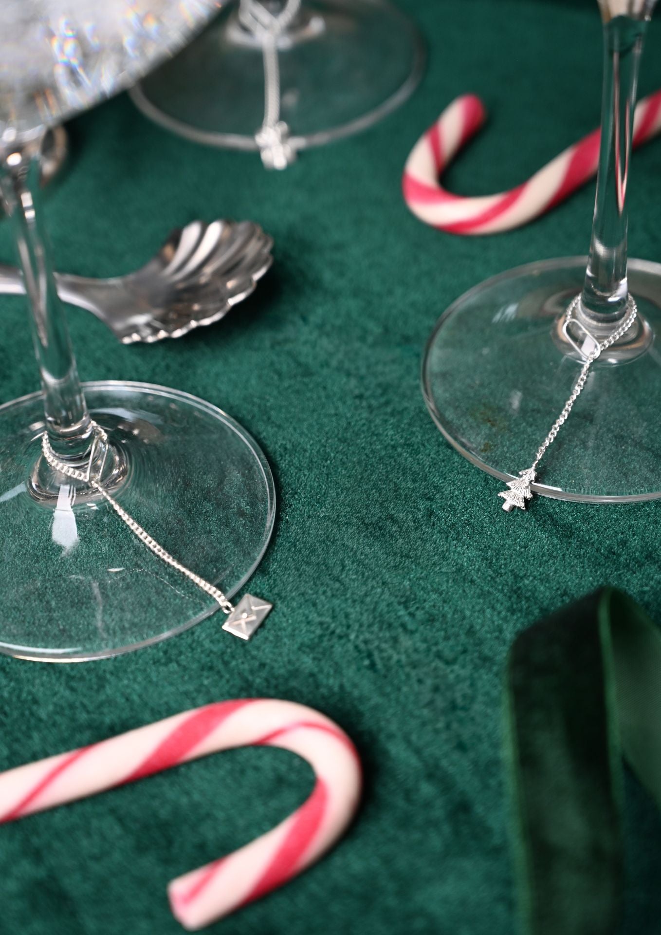 Magic Christmas Wine Glasses Charms Silver (set of 6)