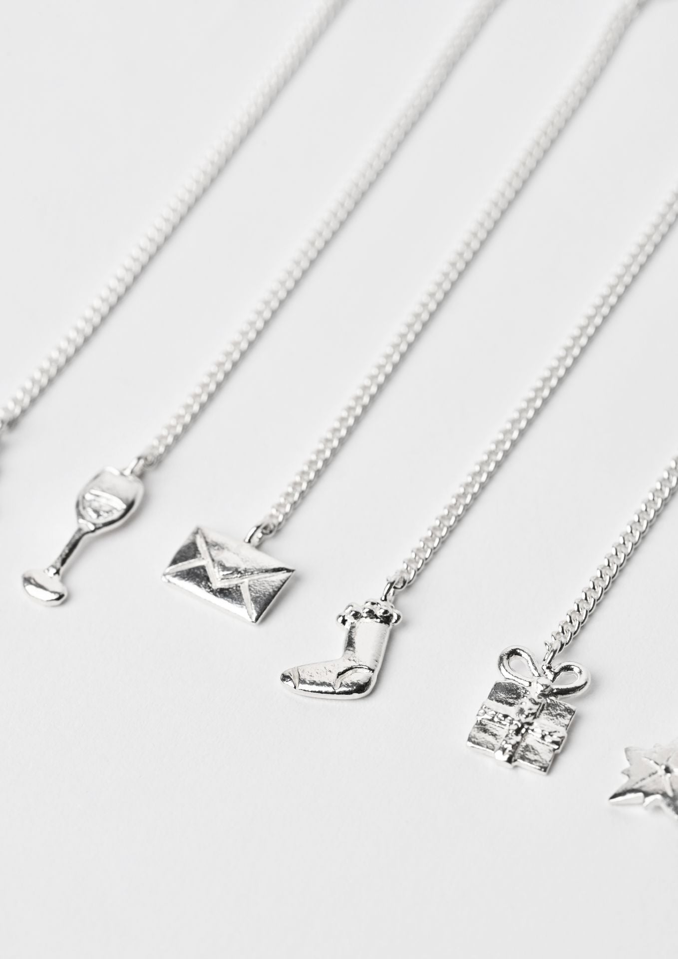 NO MORE accessories Magic Christmas Wine Glasses Charms Silver (set of 6)