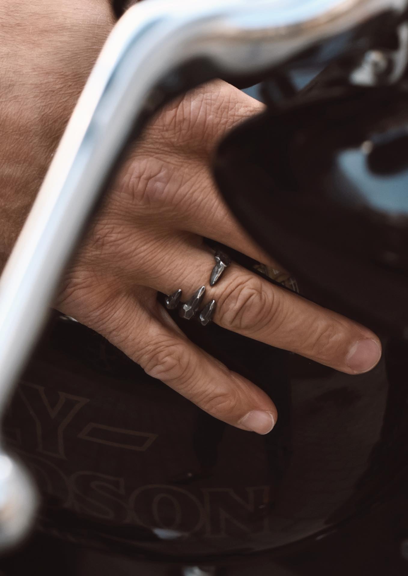 NO MORE accessories men's Claw Ring in oxidized sterling silver
