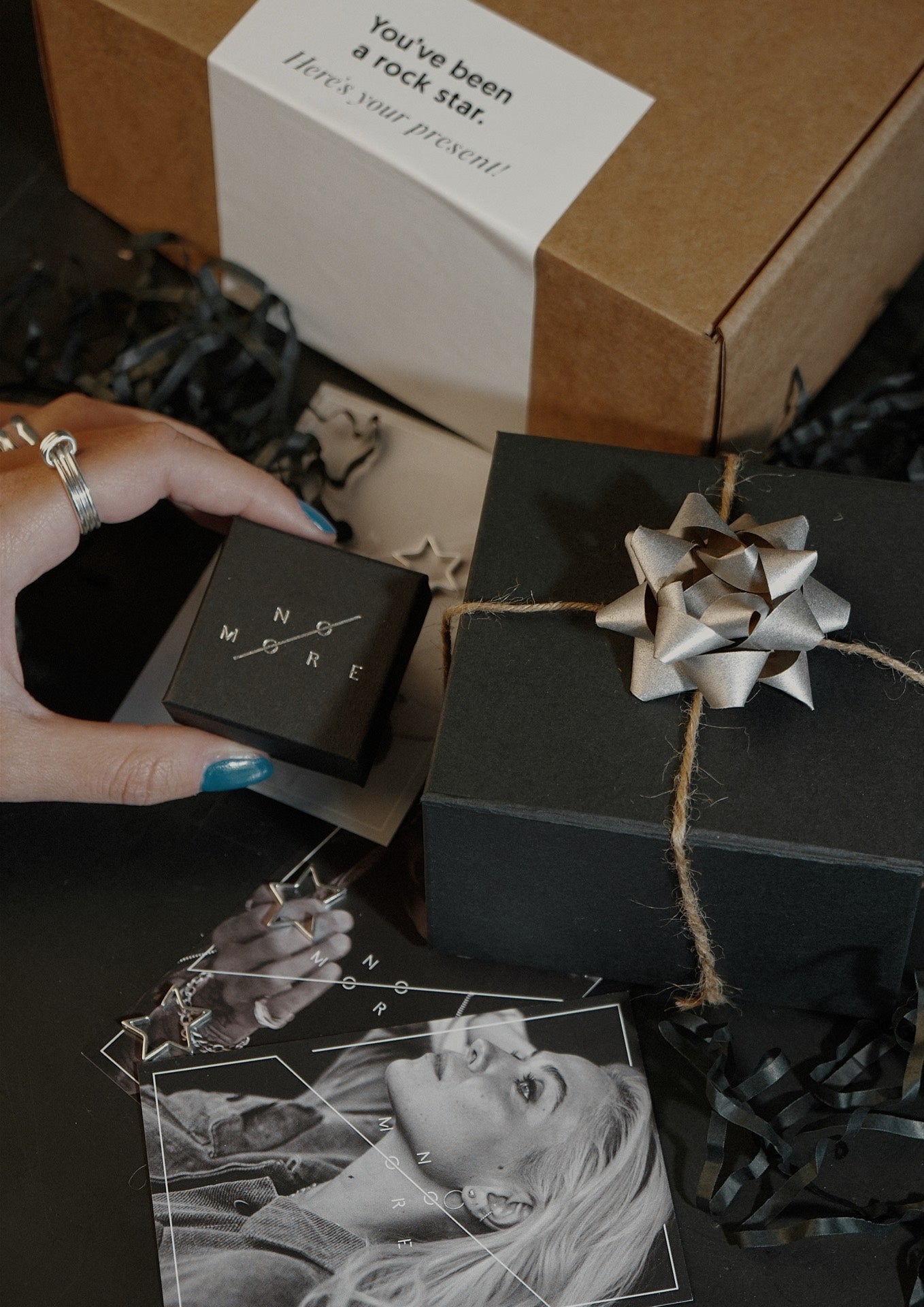 Gift wrapping - NO MORE ACCESSORIES